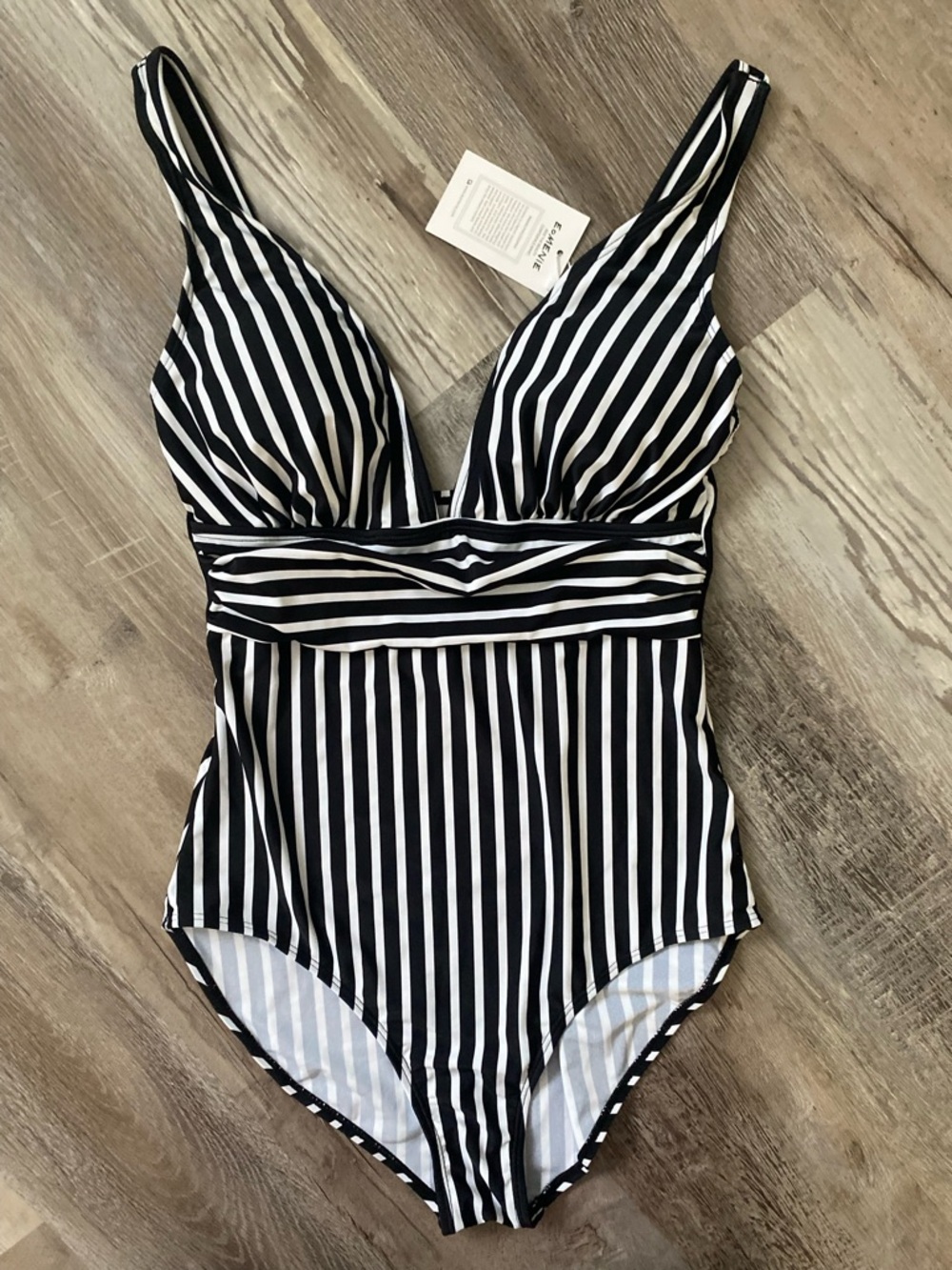 Black & White Striped One Piece Bathing Suit Adjustable Straps Women's Size M - Picture 2 of 8